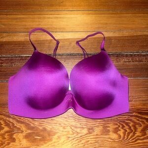 NWOT Victoria secret so obsessed padded no wire 36DD bra